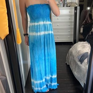 //STYLE BIZ// Tie Dye Strapless Maxi Dress